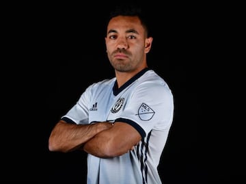 El mediocampista mexicano militó de 2016 a 2019 en el Eintracht Frankfurt de la Bundesliga. En febrero del presente año firmó por el Philadelphia Union de la MLS.