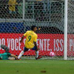 Chile queda fuera del Mundial Rusia 2018 por dos goles