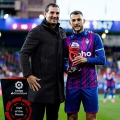 Necesitados del pichichi armero