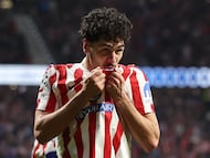 Soccer Football - UEFA Champions League - Play Off - Second Leg - Atletico Madrid v Club Brugge - Riyadh Air Metropolitano, Madrid, Spain - February 24, 2026 Atletico Madrid's Johnny Cardoso celebrates scoring their second goal REUTERS/Violeta Santos Moura