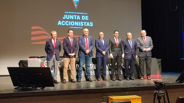 Sin avances en la financiación de la nueva tribuna un año después