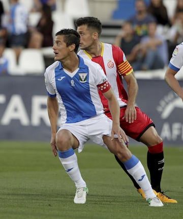 LLegó al equipo pepinero cedido por el Real Oviedo en 2013. En junio de 2014 firmó como jugador blanquiazul en propiedad donde consiguió el ascenso a primera con el CD. Leganés y donde permaneció hasta junio de 2018 tras finalizar su contrato