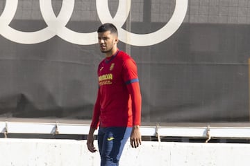 Nuevo club: Villarreal CF | Último club: Real Sociedad | Coste del fichaje: 5 millones de euros.