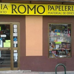 Adiós a una librería mítica de Madrid con aviso de la dueña: “No dejemos que los negocios pequeños desaparezcan”