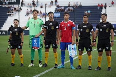 “Me dieron confianza y entré a la cancha cómodo... feliz, porque era mi debut y lo pude hacer bien”