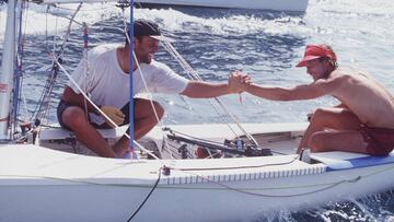 Domingo Manrique, izquierda, y Luis Doreste al acabar la regata en Flying Dutchman.