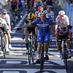 Viviani: “Ganar al fin en el Tour supone una liberación”
