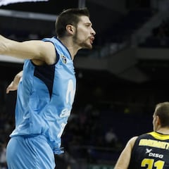 El coloso Víctor Arteaga seguirá dos años más en el Estudiantes