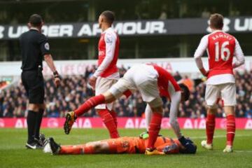 Luego de 10 meses, David Ospina volvió como titular al arco de Arsenal por la Premier League.