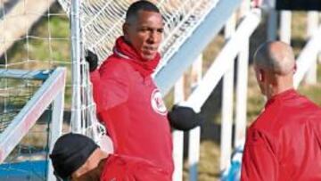 <b>RECUPERACIÓN. </b>La plantilla del Atlético hizo ayer un suave trabajo, de recuperación.