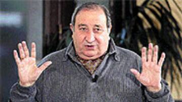 <b>TAJANTE</B>. Jesús Gil es categórico y asegura que en los próximos dos años se rebajarán los gastos para evitar los números rojos en el Atlético.