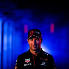 Checo Pérez demanda a Pemex por cancelación de contrato promocional