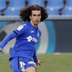 Luis Enrique sube a Cucurella y Gayá sigue y Manu Sánchez llega a la Sub-21