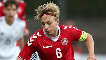 Mads Bidstrup: RB Leipzig sign Danish 16-year-old