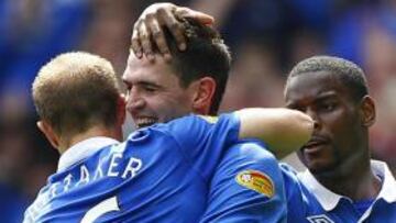 El Rangers golea al Hearts y se aferra al liderato de su liga