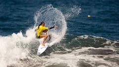 Figuras del surf femenino mundial se lucirán en Pichilemu