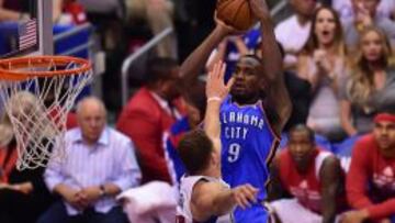 Ibaka no ha podido correr ni entrenar... pero quiere jugar