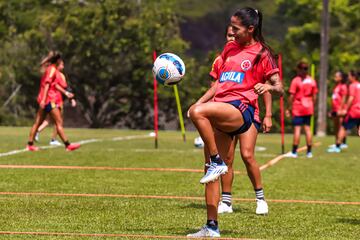 La Selección Colombia Femenina dejó atrás la celebración por clasificar al Mundial y los Juegos Olímpicos y se enfoca en la final de la Copa América ante Brasil este sábado en el Alfonso López de Bucaramanga.