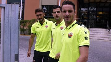 Eldin, Dorca y Edu Albácar regresan a la convocatoria del Elche para medirse al Huesca.