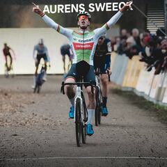 Victoria de Sweeck en Merksplas, mala suerte para Orts