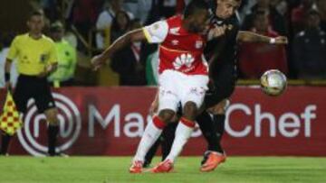 El delantero confía en la victoria en Santiago. Aprovechará la presión que tiene Colo Colo como favorito del Grupo 1 de la Libertadores.