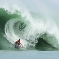 Sesión de bombas entre amigos en Nias