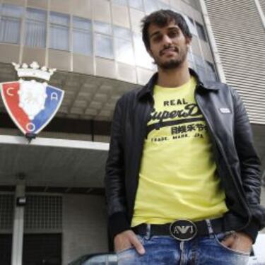 Saúl apuntala la defensa del Rayo Vallecano ante Osasuna