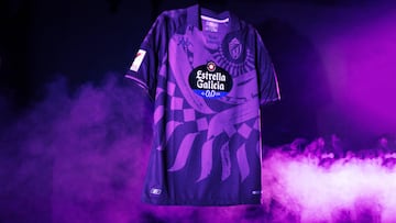 Segunda equipación del Real Valladolid 2023-24.