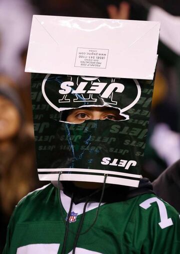 Los aficionados de los Jets están hasta el gorro.