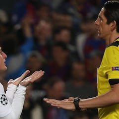 El PSG protesta a UEFA por los fallos de Aytekin ante el Barça