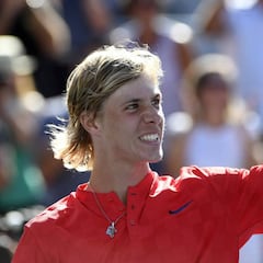 Shapovalov: del pelotazo a un juez a escollo para Nadal