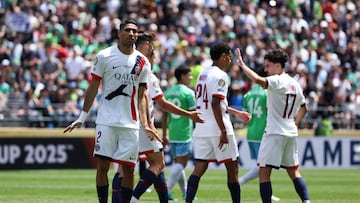 Achraf celebra el segundo gol de PSG frente a Seattle Sounders en el Mundial de Clubes de la FIFA.