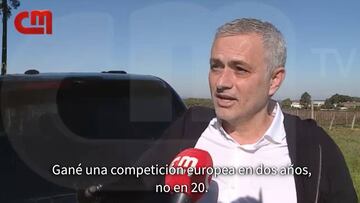 Mou se desquita del United y se compara con Ferguson