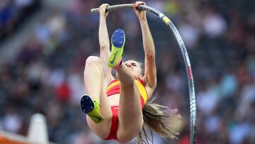 La española Maialen Axpe compite en salto de pértiga durante los Europeos de Atletismo de Berlín 2018.