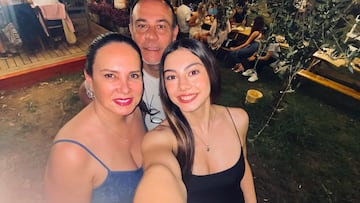 “Gran parte de mi carrera es gracias a mis papás... Me impulsan a seguir mis sueños”