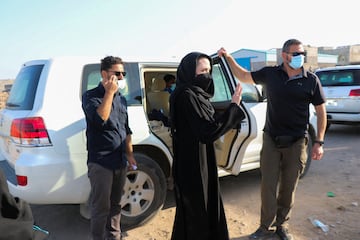 La enviada especial de ACNUR, Angelina Jolie, ha visitado un campamento de personas desplazadas por la guerra, en la provincia sureña de Lahej, Yemen.