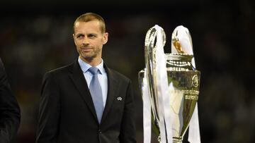 CARDIFF, WALES - JUNE 03: UEFA President Aleksander Ceferin is seen with the trophy after the UEFA Champions League final match between Juventus and Real Madrid at National Stadium of Wales on June 3, 2017 in Cardiff, Wales. (Photo by Etsuo Hara/Getty Images)
PUBLICADA 03/08/21 NA MA04 3COL
PUBLICADA 26/08/21 NA MA17 2COL
