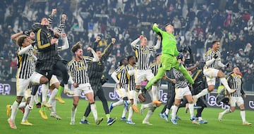 El Allianz Stadium lo celebró por todo lo alto con sus jugadores.
