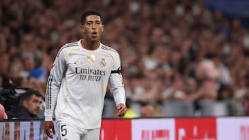 Bellingham durante el partido de LaLiga EA Sports contra el Valencia.