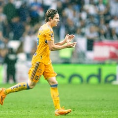 Histórico: Sebastián Córdova establece una nueva marca en Liguilla