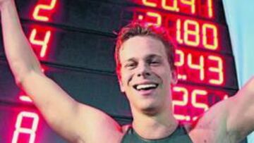 <b>PLUSMARCA. </b>César Cielo tras batir su récord mundial (20.91).