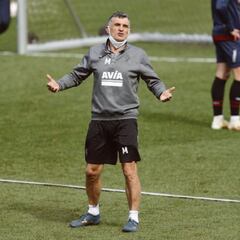 Mendilibar: "El equipo está cambiando para bien"