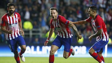 Sa&uacute;l celebra con Vitolo y Costa su gol en el Real Madrid-Atl&eacute;tico, Supercopa de Europa en Tallin.