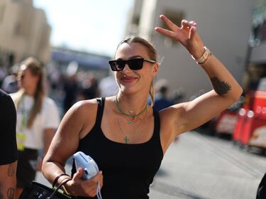 Aryna Sabalenka, es una jugadora de tenis nacida en Minsk, capital y ciudad más grande de Bielorrusia.