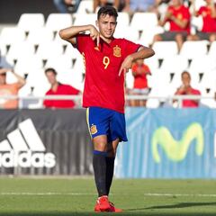 Munir y Santi Mina se bastan para golear a San Marino