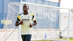 Barry está en Liverpool para firmar con el Everton