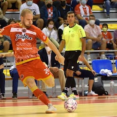 El Navarra remonta un 4-0 al Jimbee en un duelo de locura