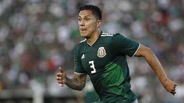La segunda comparecencia de Carlos Salcedo por una demanda de paternidad, terminó en un pleito entre gente cercana al futbolista del Eintracht Frankfurt.