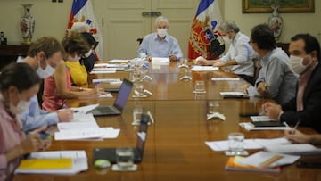 Santiago, 5 de Abril 2020 El presidente Sebastian Piñera se reúne con comité de emergencia por la pandemia mundial de coronavirus. Andres Perez / pool /Aton Chile