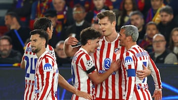 Barcelona saw a red card as Atlético scored in either half to take a lead back to Madrid.